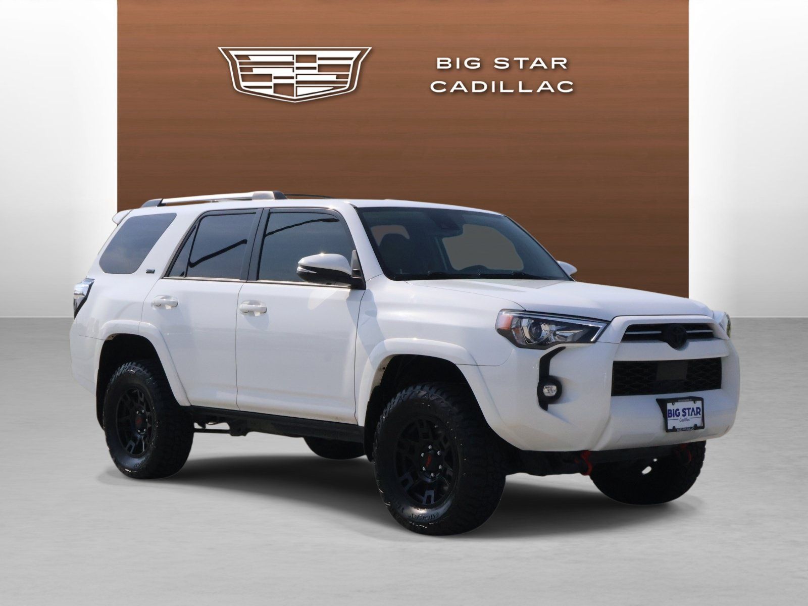 Used 2021 Toyota 4Runner SR5 Premium w/ Moonroof Package AWD/4WD image 7