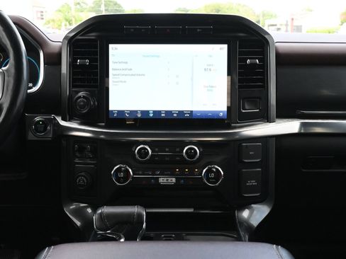 Used 2021 Ford F150 Lariat RWD image 11