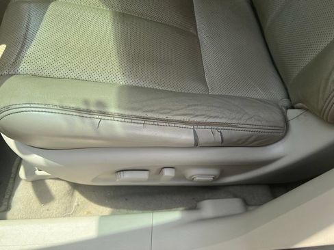 Used 2015 Nissan Murano Platinum w/ Platinum Technology Package FWD image 11