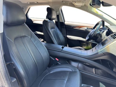 Used 2016 Lincoln MKZ w/ Equipment Group 300A Reserve FWD image 15