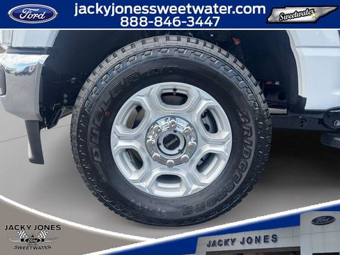 New 2026 Ford F350 XLT AWD/4WD image 9