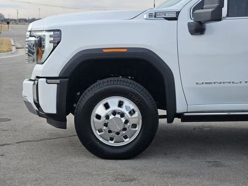 New 2026 GMC Sierra 3500 Denali w/ Denali Reserve Package image 6