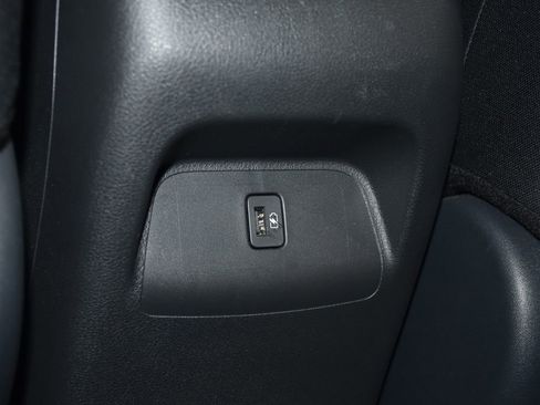 Used 2025 Nissan Sentra SV image 25