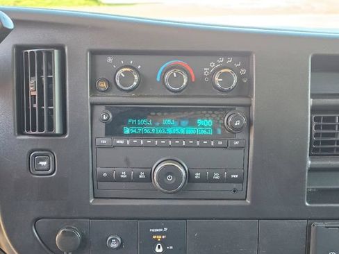 Used 2024 GMC Savana 2500 w/ Driver Convenience Package RWD image 26