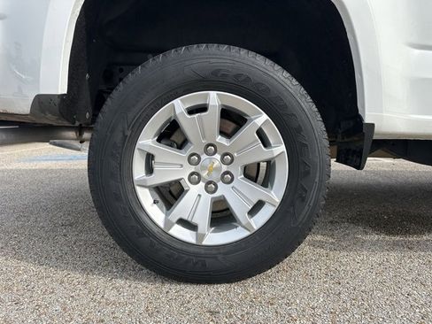 Used 2021 Chevrolet Colorado LT w/ Fleet Safety Package image 46