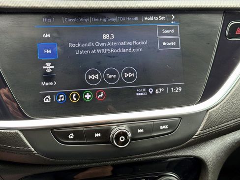 Certified 2021 Buick Encore GX Select w/ Sport Touring Package image 18