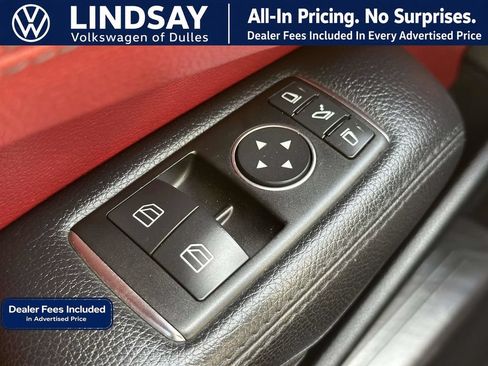 Used 2014 Mercedes-Benz SL 550 image 11