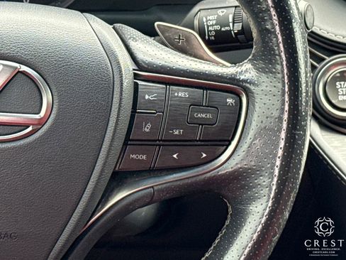 Used 2018 Lexus LS 500 F Sport w/ Performance Package image 18