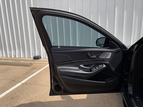 Used 2019 Mercedes-Benz S 560 Sedan w/ AMG Line Exterior image 21