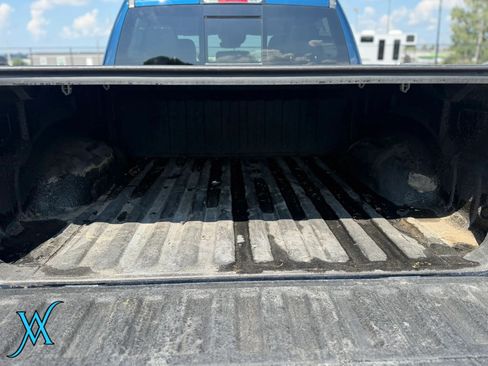 Used 2022 RAM 1500 Laramie AWD/4WD image 38
