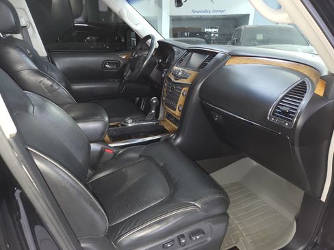 Used 2014 INFINITI QX80 4WD w/ Theater Package image 31