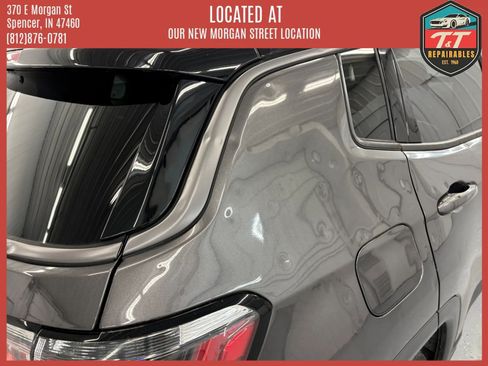 Used 2019 Jeep Compass Trailhawk w/ Cold Weather Group AWD/4WD image 23