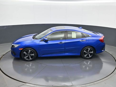 Used 2018 Honda Civic Touring image 20