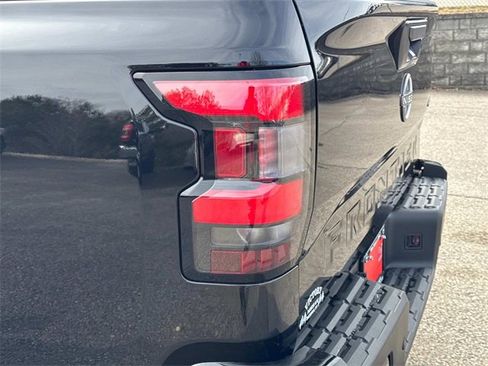 New 2026 Nissan Frontier SV image 12