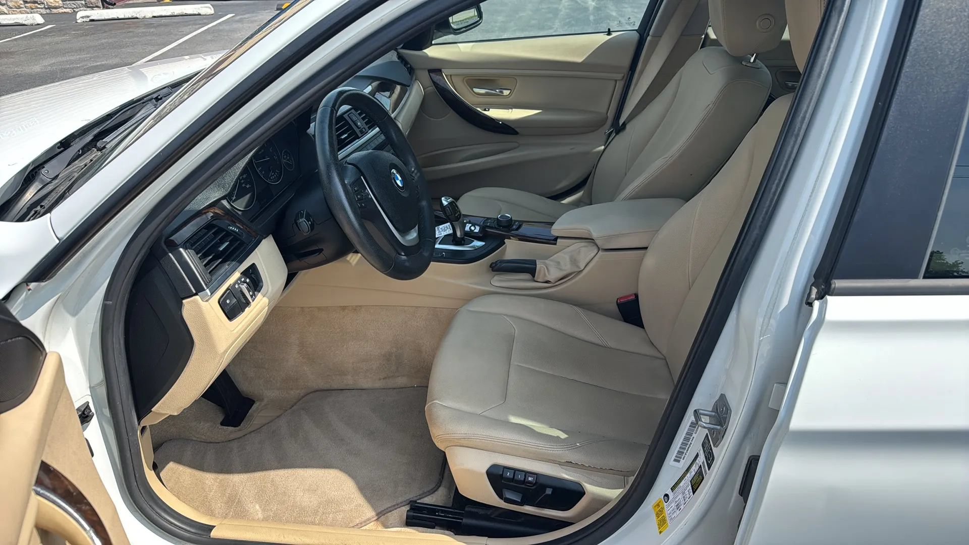 Used 2015 BMW 328i Sedan RWD image 32