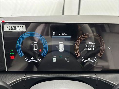 New 2026 Hyundai Santa Fe SE image 27