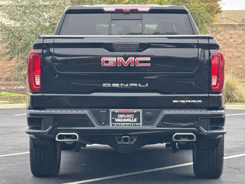 Used 2022 GMC Sierra 1500 Denali w/ Denali Reserve Package image 6