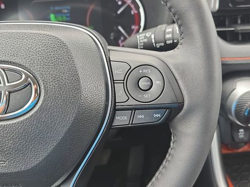 Used 2024 Toyota RAV4 Adventure w/ Convenience Package image 18