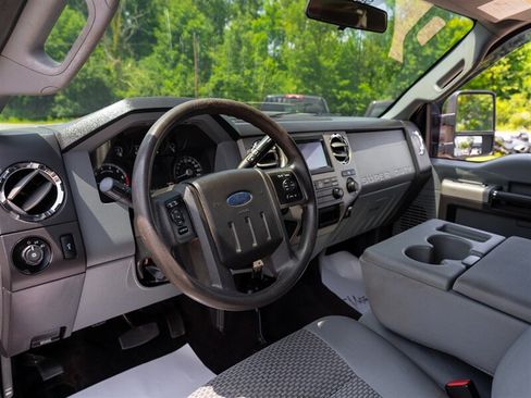 Used 2015 Ford F250 XLT AWD/4WD image 17