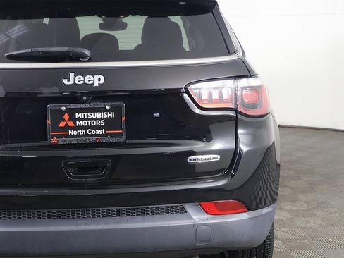 Used 2022 Jeep Compass Latitude image 16