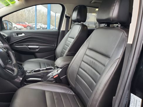 Used 2016 Ford Escape Titanium AWD/4WD image 16