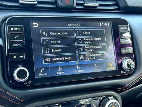 Used 2024 Nissan Versa SR image 14