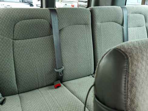 Used 2025 GMC Savana 3500 LT w/ LT Preferred Equipment Group RWD image 15