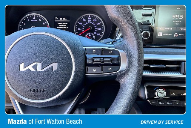 Used 2022 Kia K5 LXS FWD image 11