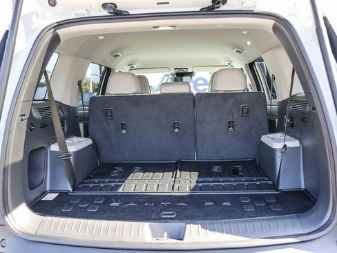 Used 2025 Hyundai Santa Fe SEL FWD image 25