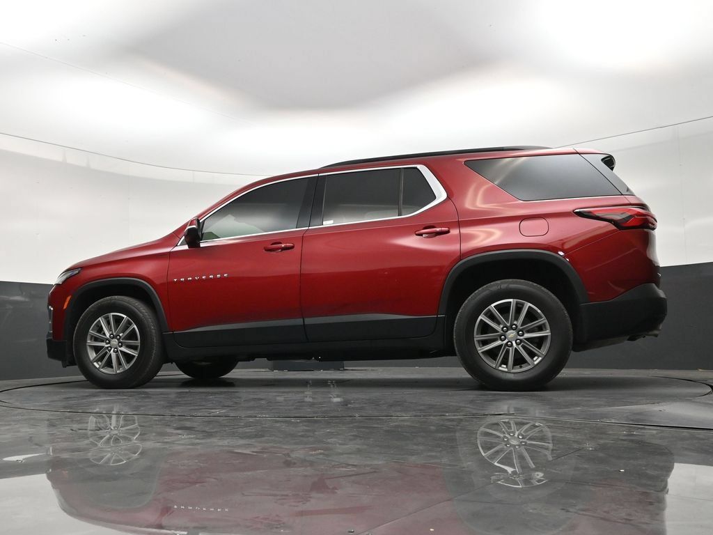 Used 2023 Chevrolet Traverse LT FWD image 21