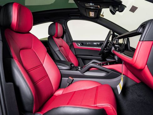 New 2026 Porsche Cayenne Coupe image 15