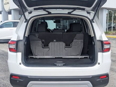 Used 2024 Honda Pilot EX-L image 8