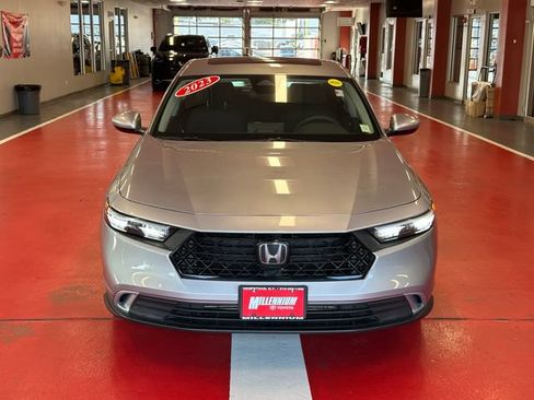Used 2023 Honda Accord EX image 8