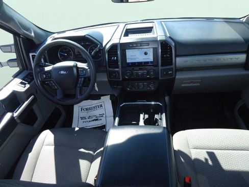 Used 2022 Ford F350 XLT w/ XLT Premium Package image 14