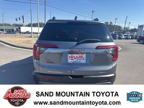 Used 2021 GMC Acadia AT4 w/ Technology Package image 4