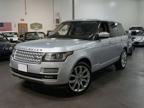 Used 2013 Land Rover Range Rover Supercharged AWD/4WD image 2