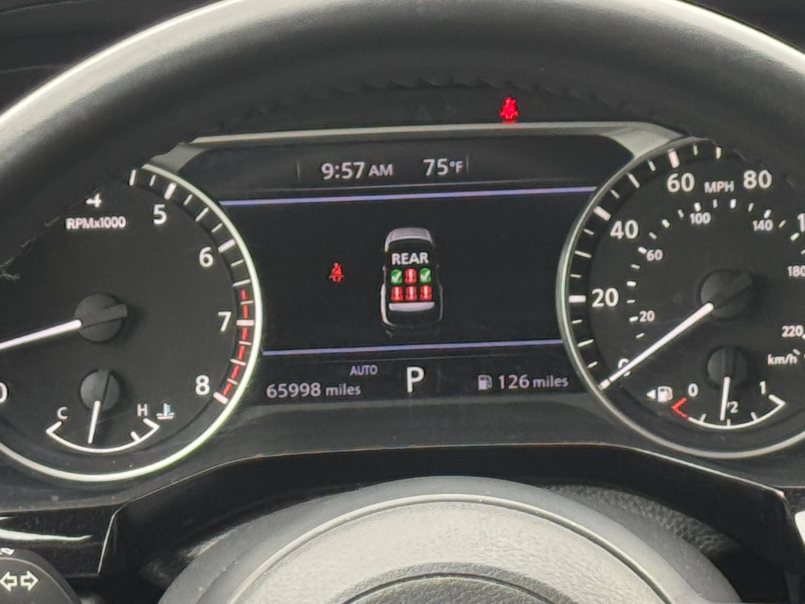 Used 2025 Nissan Pathfinder SV AWD/4WD image 42