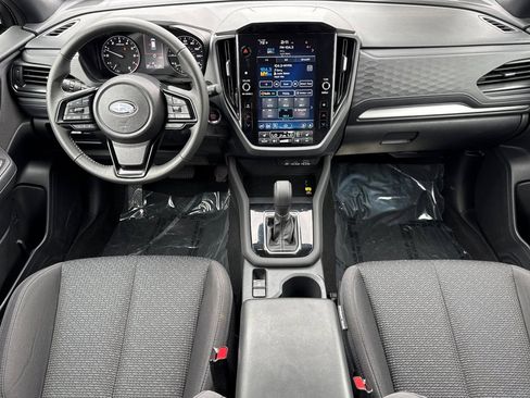 Used 2025 Subaru Forester Premium AWD/4WD image 18