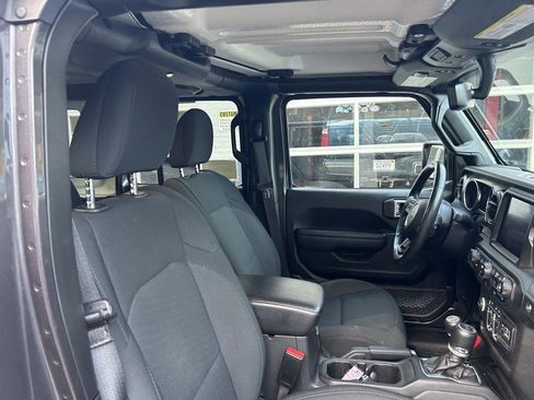 Used 2022 Jeep Wrangler Unlimited Sport AWD/4WD image 22