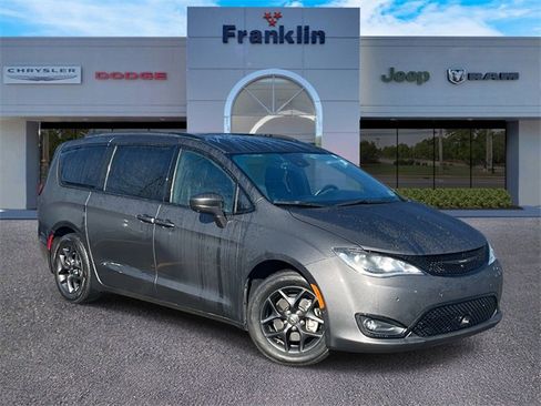 Certified 2019 Chrysler Pacifica Touring-L Plus w/ Advanced Safetytec Group image 1