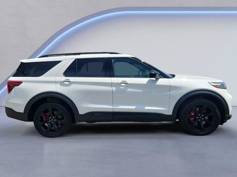 Used 2022 Ford Explorer ST w/ ST Street Pack AWD/4WD image 2