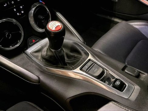 Used 2017 Chevrolet Camaro SS image 13