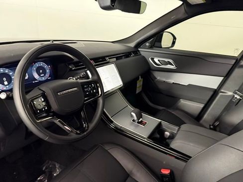 Certified 2025 Land Rover Range Rover Velar S image 32