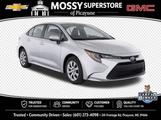 Used 2025 Toyota Corolla LE FWD video 2