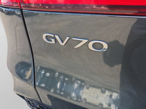 Used 2025 Genesis GV70 2.5T AWD/4WD image 11