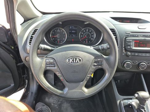 Used 2018 Kia Forte LX FWD image 20