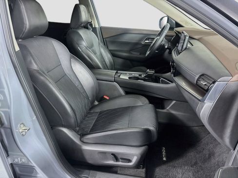 Used 2023 Nissan Rogue Platinum w/ Platinum Premium Package FWD image 30