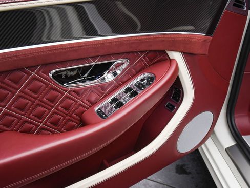 Used 2022 Bentley Continental GT Speed image 46