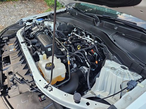 Used 2023 Ford Explorer XLT w/ Equipment Group 202A image 47