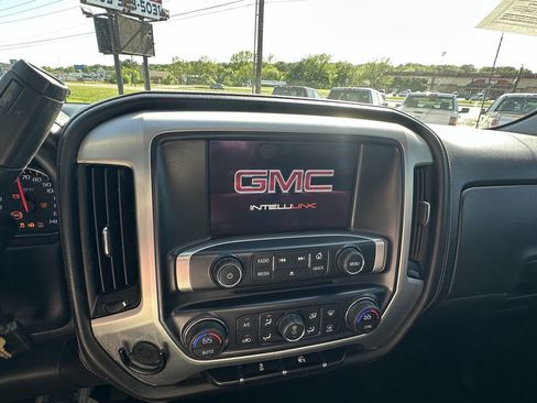 Used 2014 GMC Sierra 1500 SLE w/ SLE Value Package RWD image 13